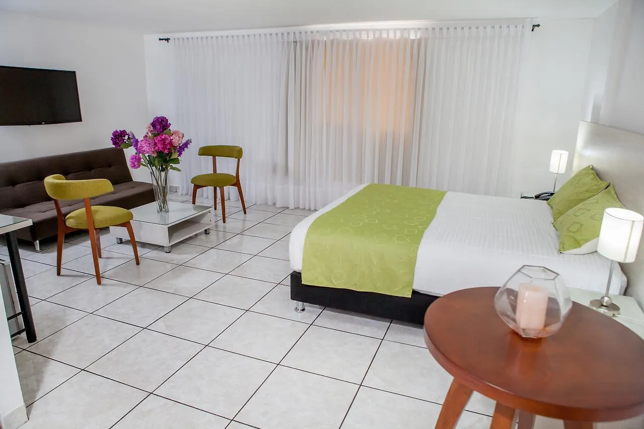 **  Hotel Florida Inn Medellin Colombia