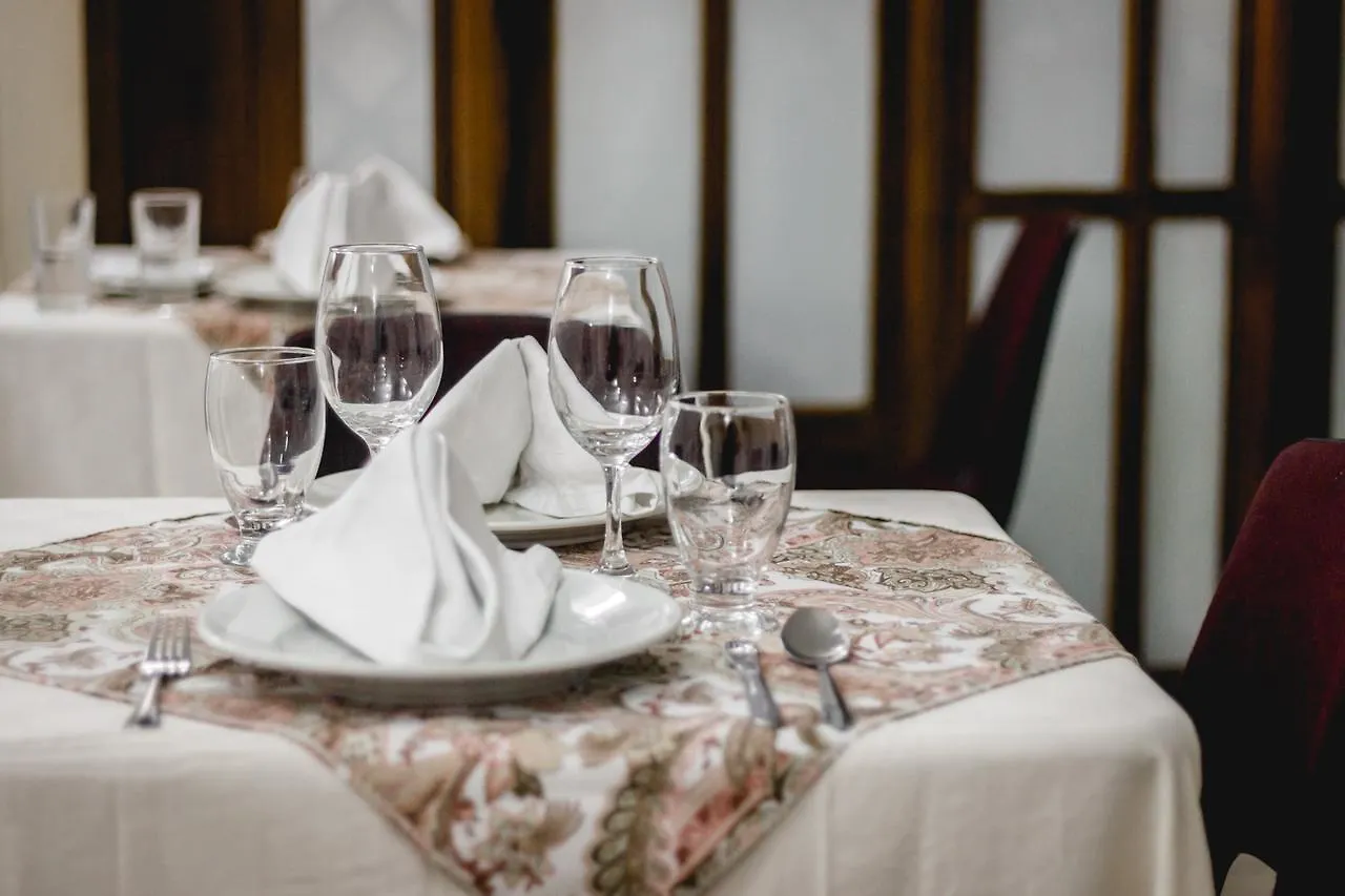 Hotel Florida Inn Медельин