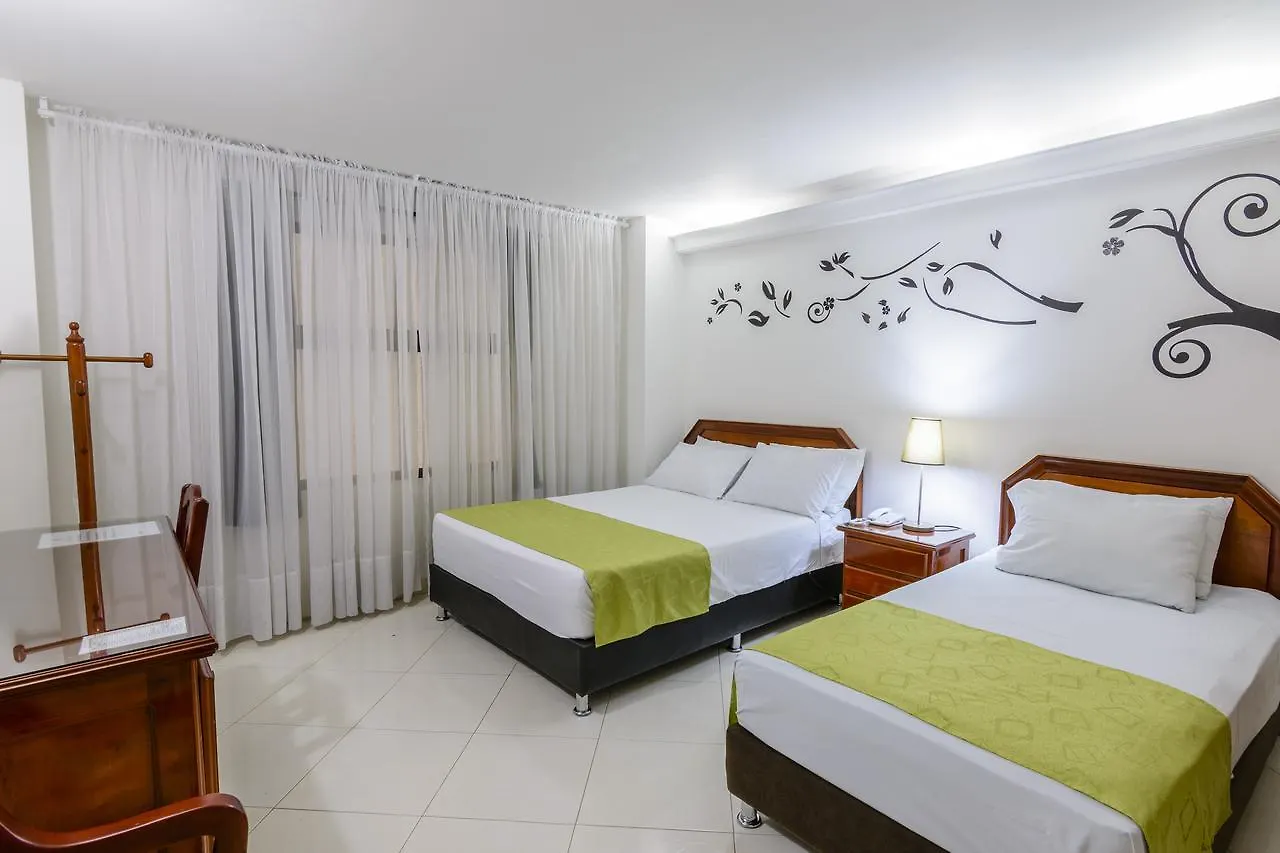 Hotel Florida Inn Медельин