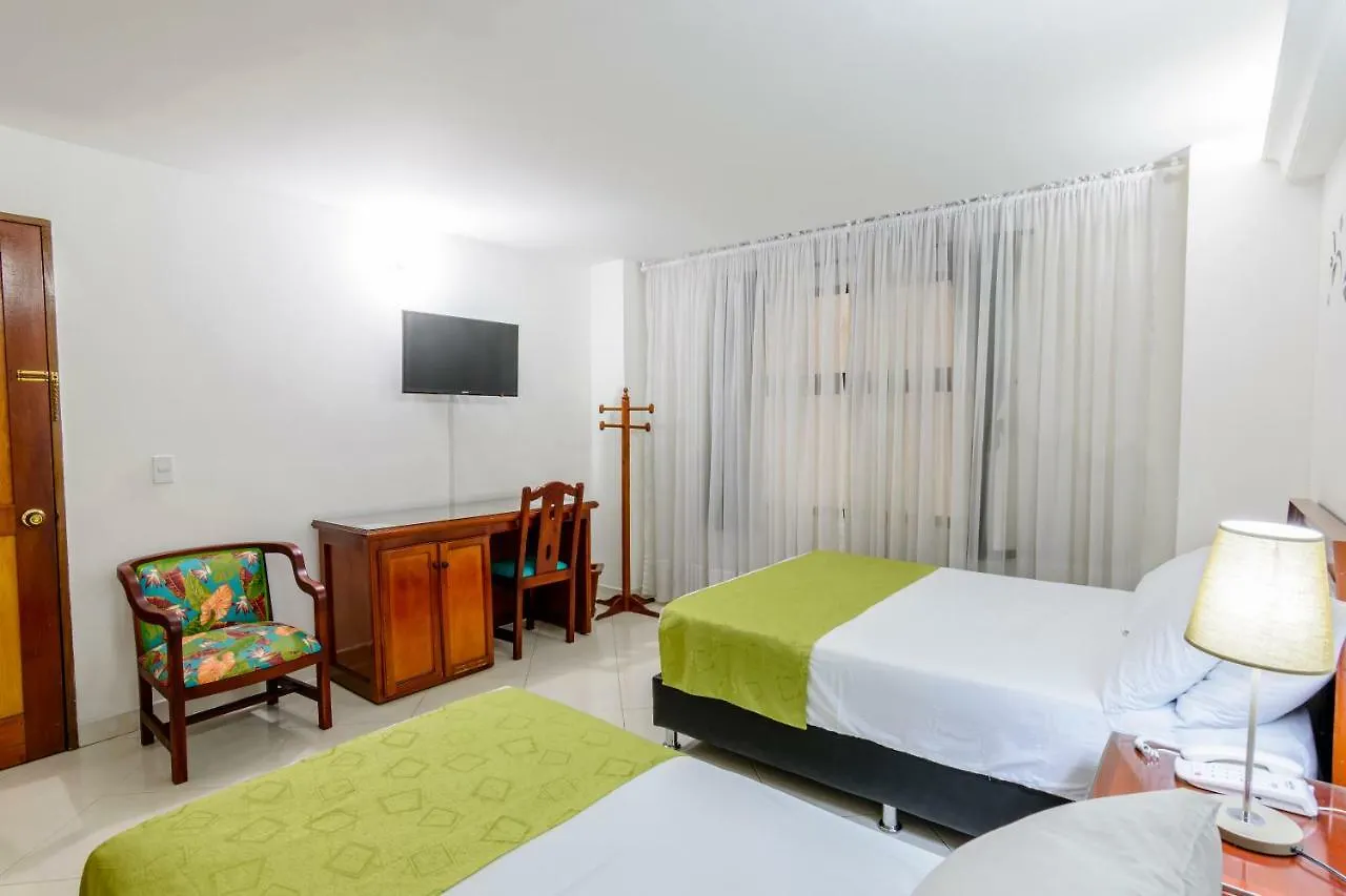 **  Hotel Florida Inn Медельин Колумбия